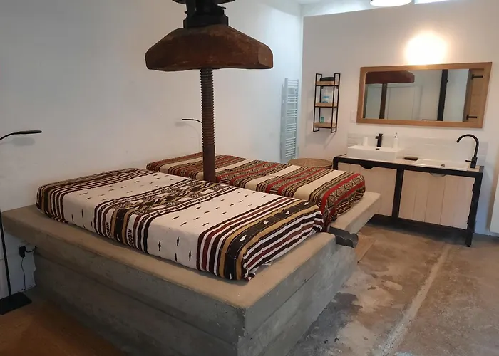 Dormir Au Pressoir